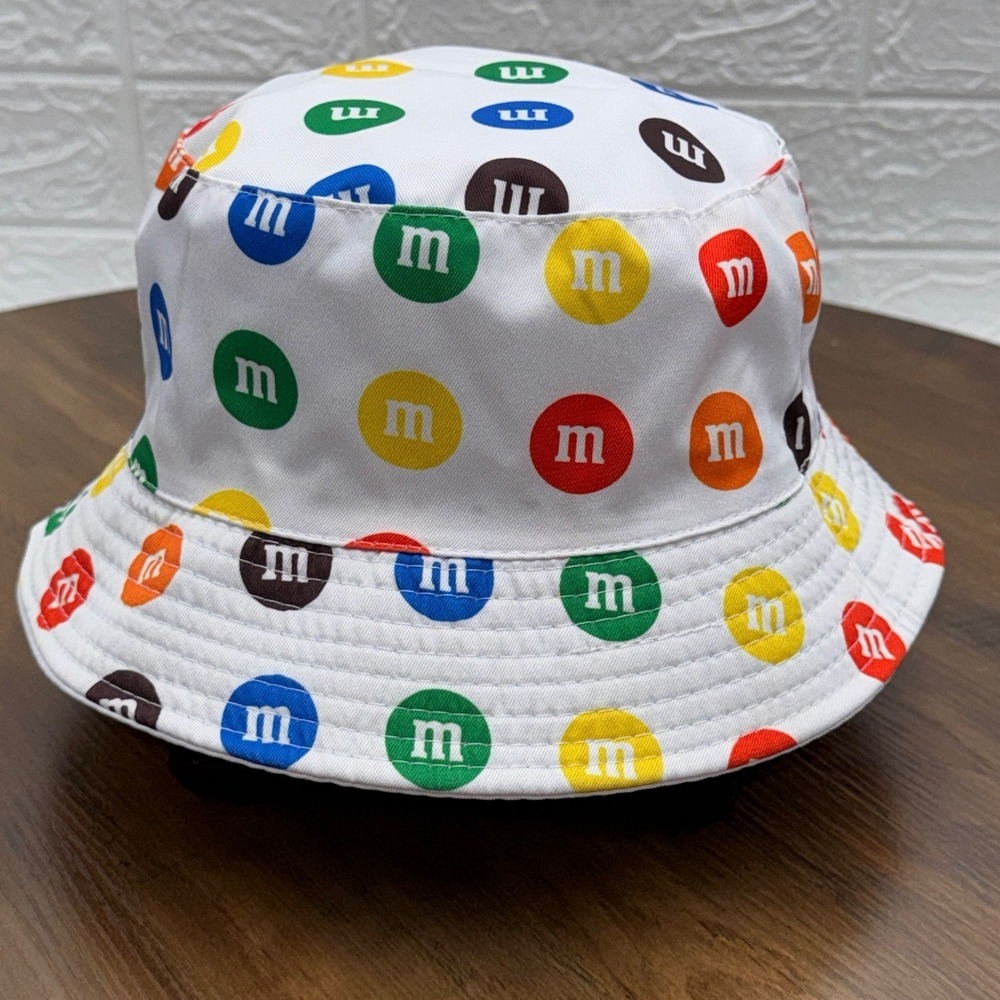 M&M's Bucket Hat Unisex OS White Excellent Reversible Sweet Tour Graphic Candy